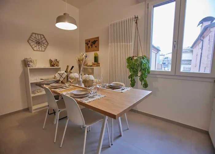 Likehome San - 1 Rooms-3 Persone-ferrara Διαμέρισμα