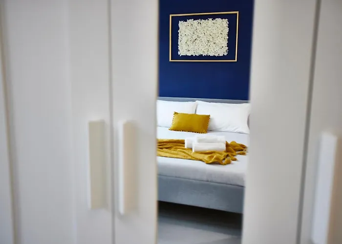 Likehome San - 1 Rooms-3 Persone-ferrara *