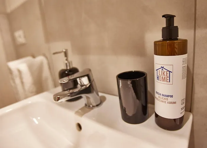 Likehome San - 1 Rooms-3 Persone-ferrara Apartament